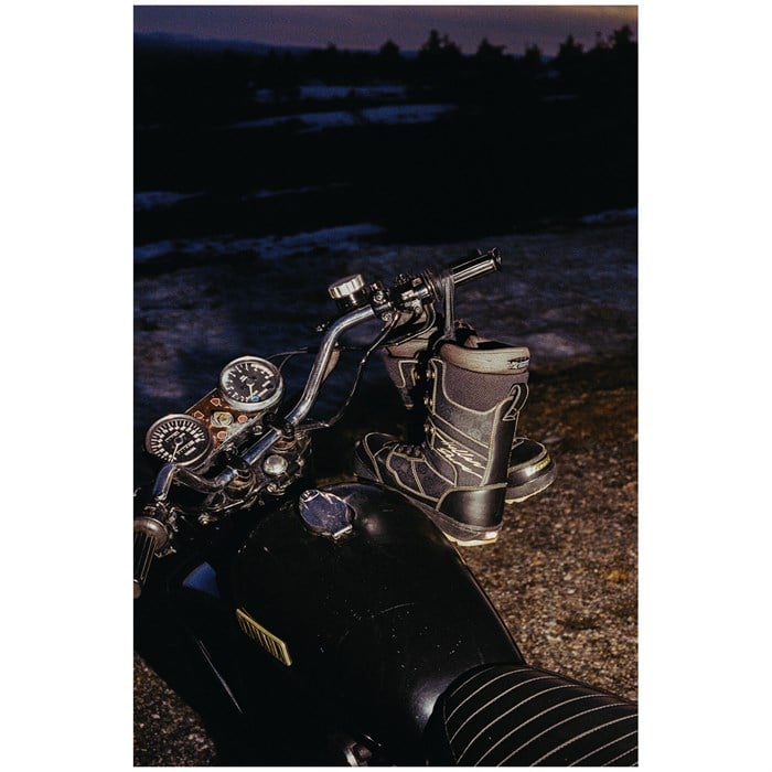 image_10-40.jpg Vans Invado Pro x Rene Snowboard Boots 2026