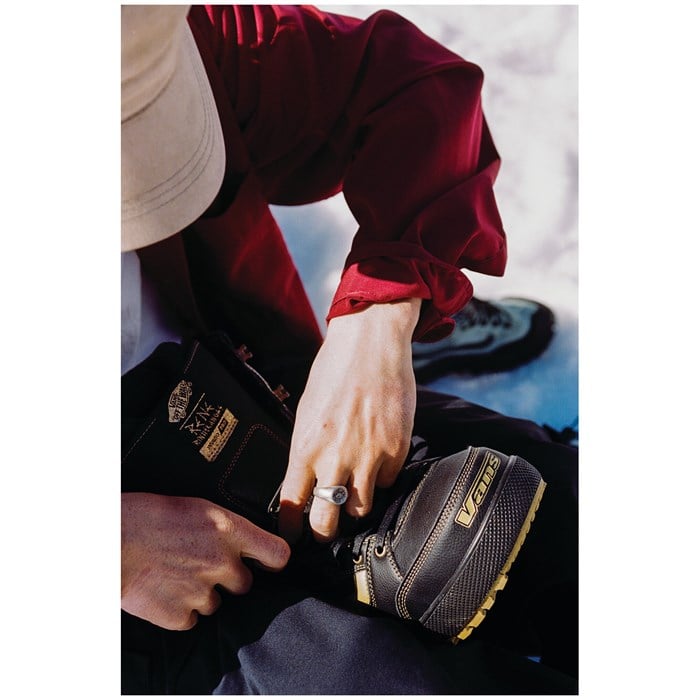 image_6-58.jpg Vans Invado Pro x Rene Snowboard Boots 2026