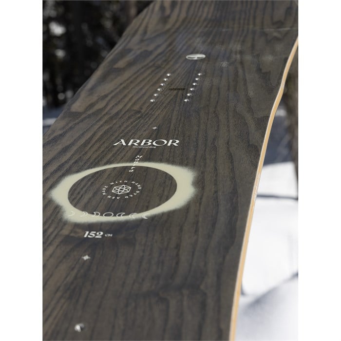 Arbor Mantra Snowboard - Women's 2026