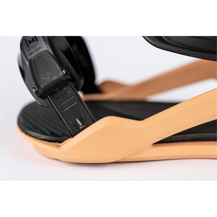 image_7-22.jpg Nitro Talent Snowboard Bindings 2026